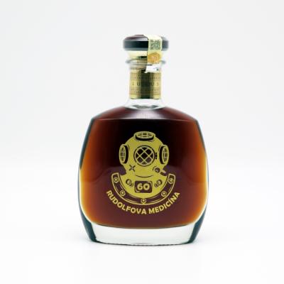 Pískovaná láhev - hloubkové pískování a barvení skla