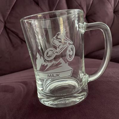 Pískovaný půllitr - pískování skla